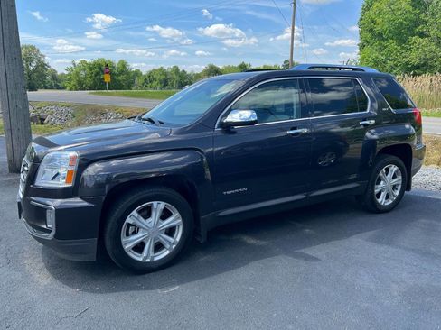 Used 2016 GMC Terrain SLT w/ Open Road Package FWD image 2
