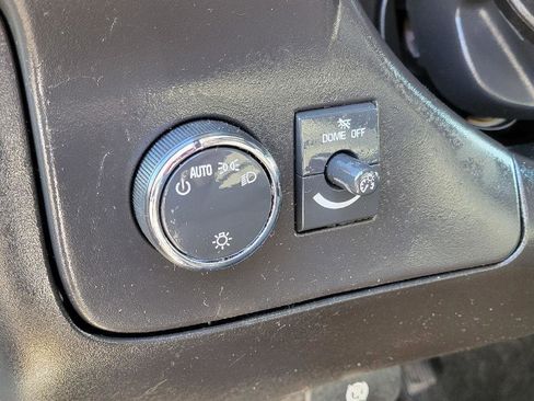 Used 2024 GMC Savana 2500 w/ Driver Convenience Package image 7