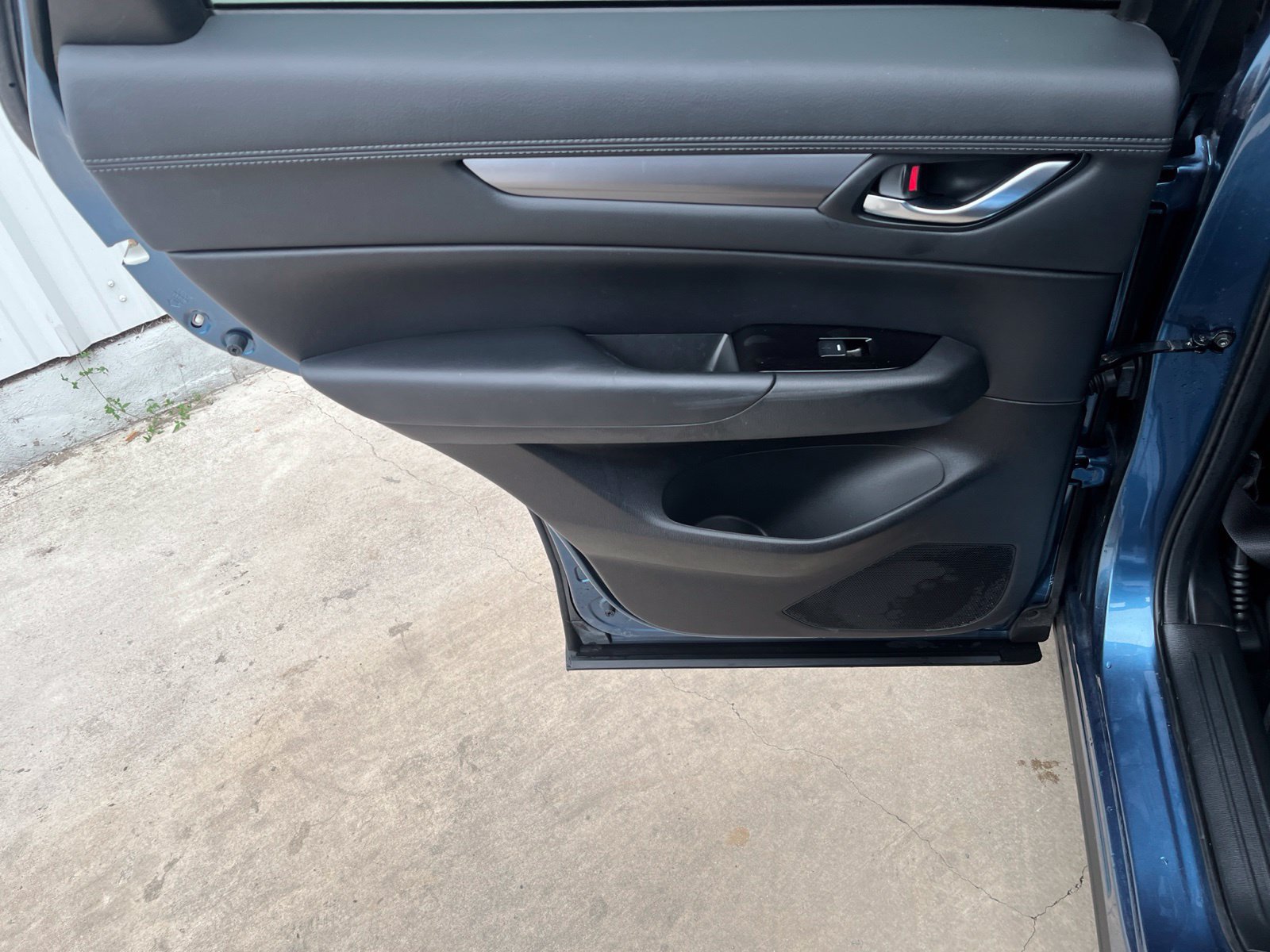 Used 2018 MAZDA CX-5 Touring FWD image 11