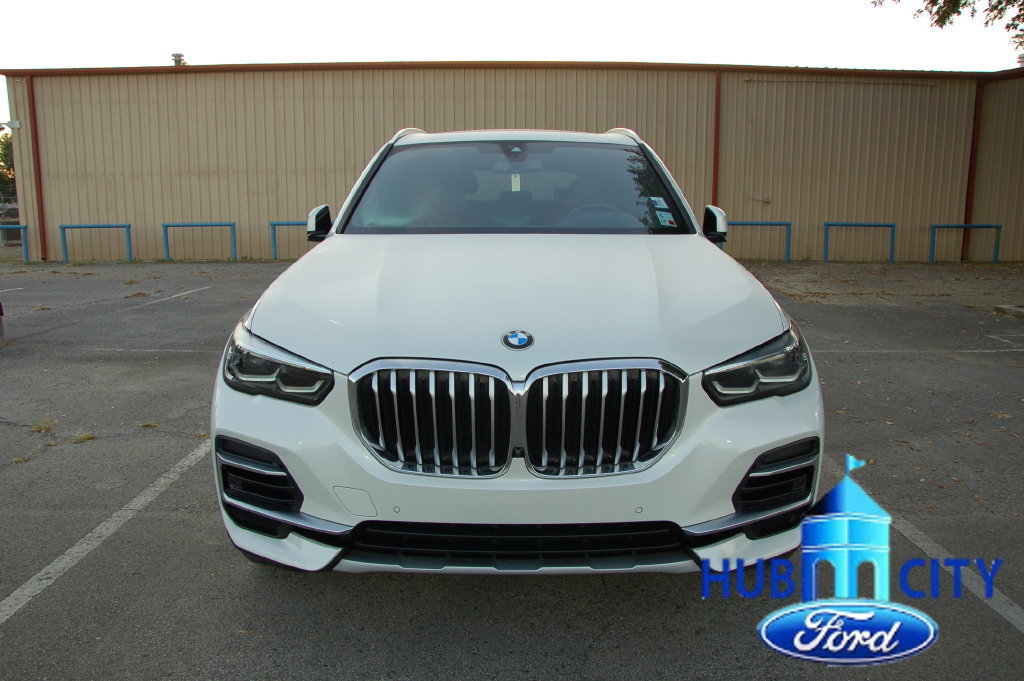 Used 2023 BMW X5 xDrive40i w/ Premium Package AWD/4WD image 8