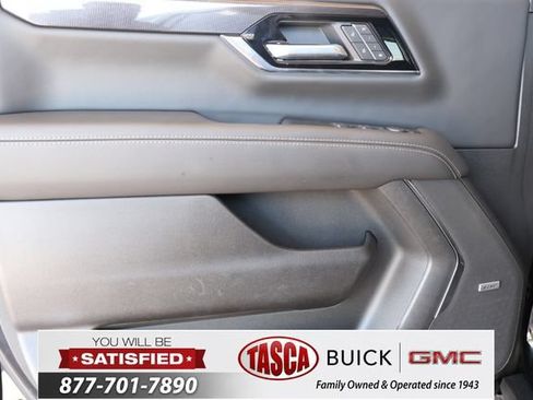 Used 2026 GMC Yukon Elevation AWD/4WD image 14
