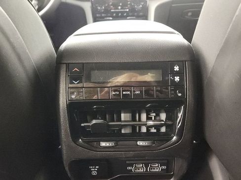 Used 2021 Jeep Grand Cherokee L Limited image 25