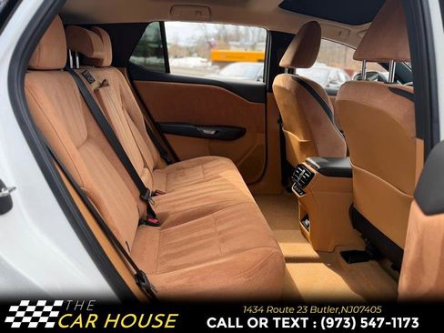 Used 2025 Lexus RZ 300e w/ Accessory Package (Z1) image 22