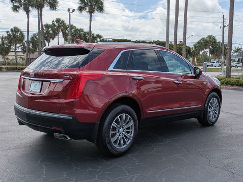 Used 2019 Cadillac XT5 Luxury FWD image 6