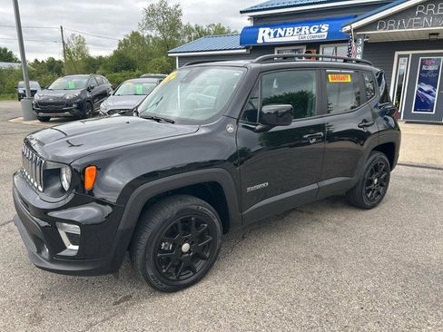 Used 2021 Jeep Renegade Latitude AWD/4WD image 1