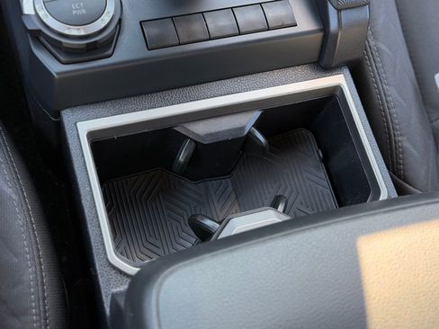 Certified 2025 Toyota Tacoma SR5 image 17