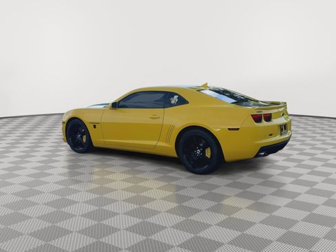 Used 2013 Chevrolet Camaro SS w/ RS Package RWD image 6