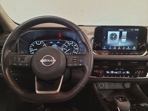 Certified 2023 Nissan Rogue SL w/ SL Premium Package image 12