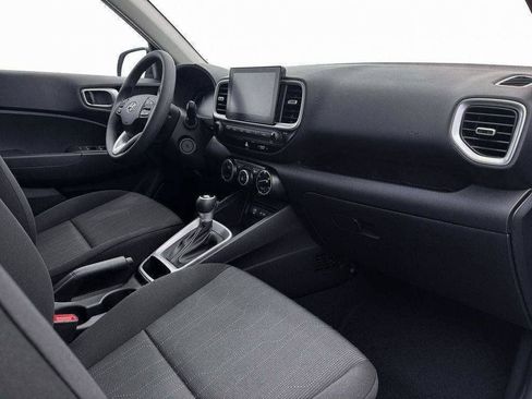 Certified 2026 Hyundai Venue SE FWD image 15