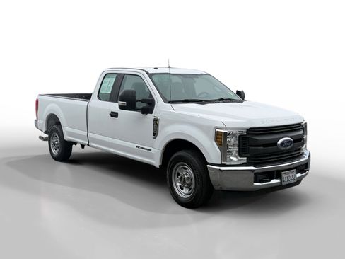 Used 2019 Ford F250 XL w/ XL Value Package image 7
