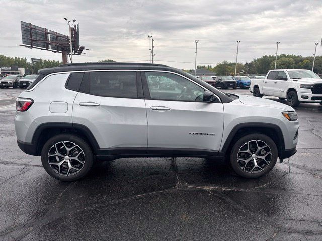 Used 2024 Jeep Compass Limited AWD/4WD image 11