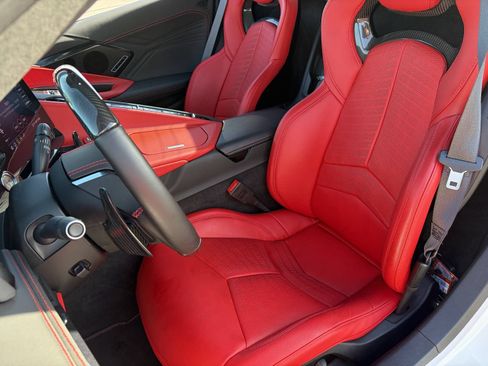Used 2023 Chevrolet Corvette Z06 w/ Z07 Performance Package RWD image 19