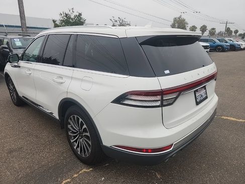 Used 2022 Lincoln Aviator 2WD w/ Premium Package image 11