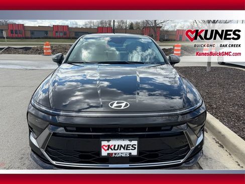 Used 2025 Hyundai Sonata SEL image 3