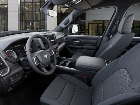 New 2026 RAM 1500 Express AWD/4WD image 23