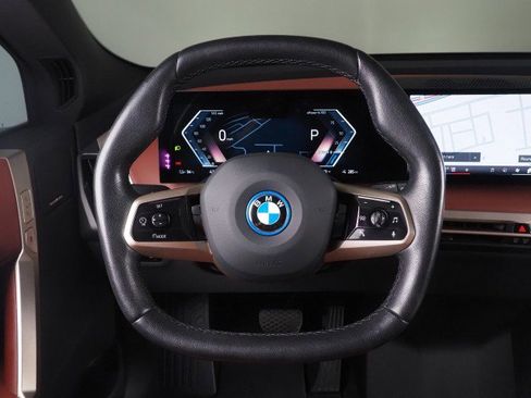 Used 2024 BMW iX xDrive50 w/ Sport Package image 18
