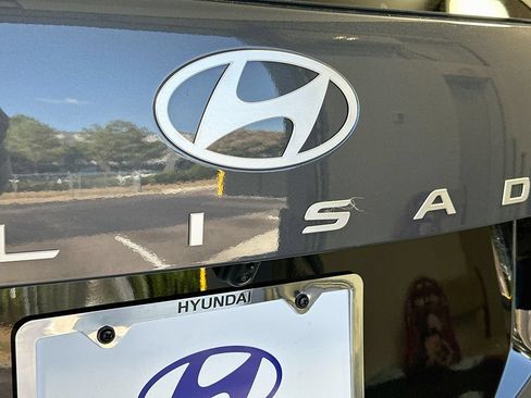 New 2026 Hyundai Palisade FWD Hybrid image 21