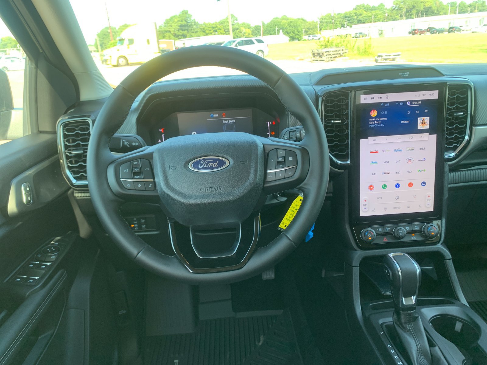 New 2026 Ford Ranger XLT w/ Equipment Group 301A High AWD/4WD image 15