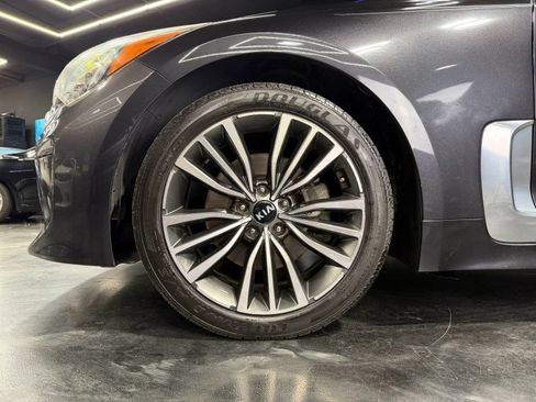 Used 2019 Kia Stinger RWD image 20