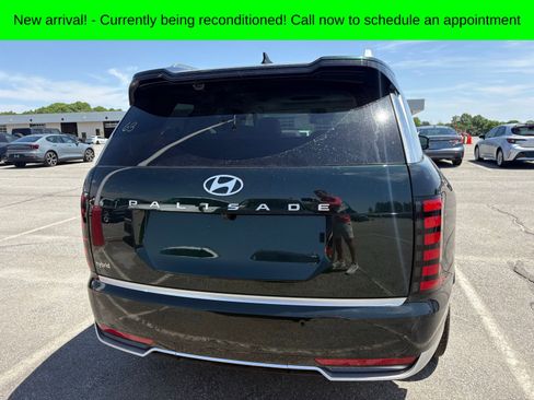 Used 2026 Hyundai Palisade Calligraphy AWD/4WD image 4