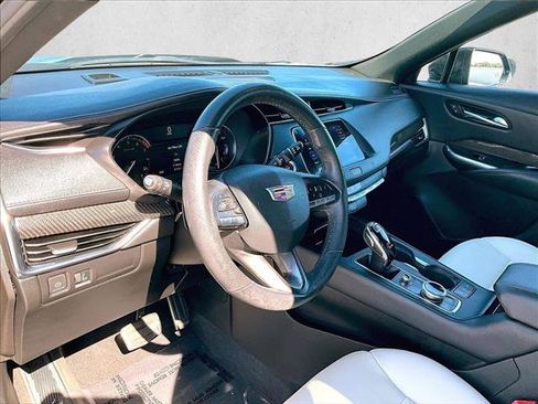 Used 2020 Cadillac XT4 Sport image 14
