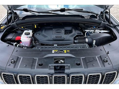 Certified 2024 Jeep Grand Cherokee L Overland w/ Trailer Tow Package AWD/4WD image 56