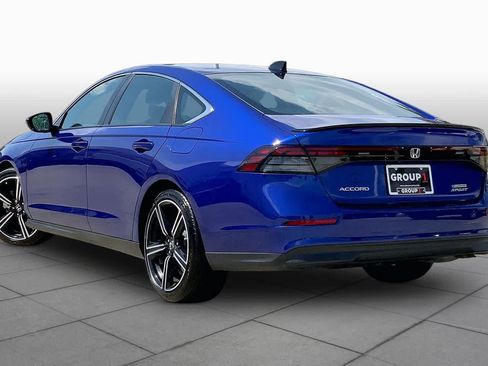 Used 2025 Honda Accord Sport image 12