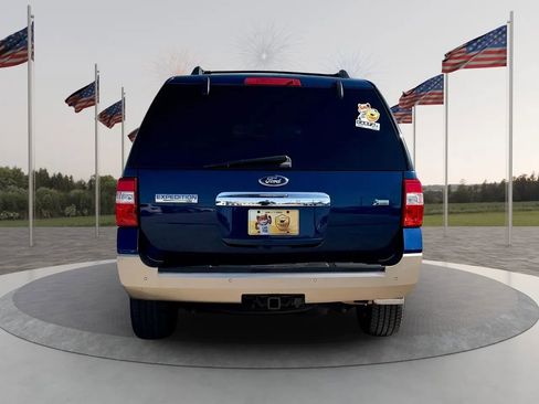 Used 2012 Ford Expedition XLT image 6