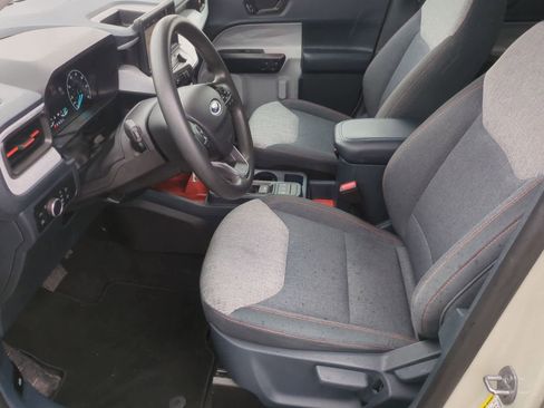 Certified 2024 Ford Maverick XLT image 16