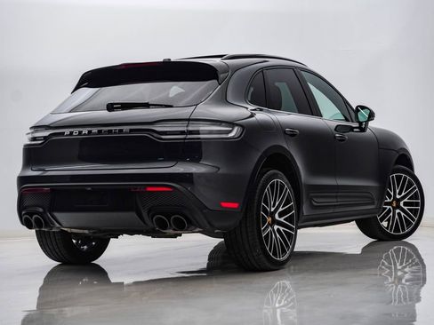 Certified 2026 Porsche Macan AWD/4WD image 11