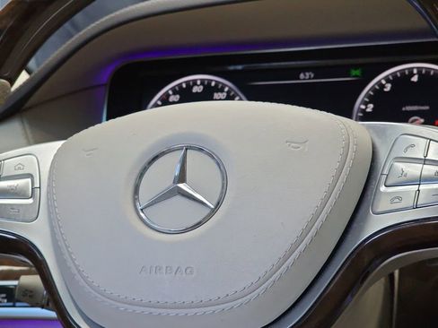 Used 2015 Mercedes-Benz S 550 Sedan image 20