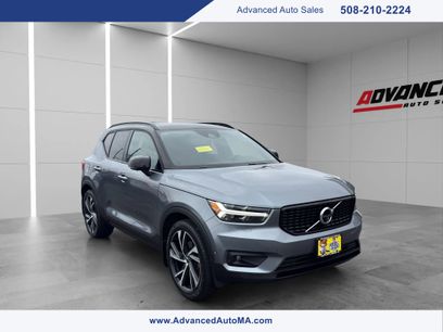 Used 2019 Volvo XC40 T5 R-Design