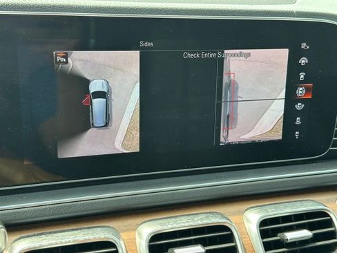 Used 2023 Mercedes-Benz GLS 450 4MATIC image 38