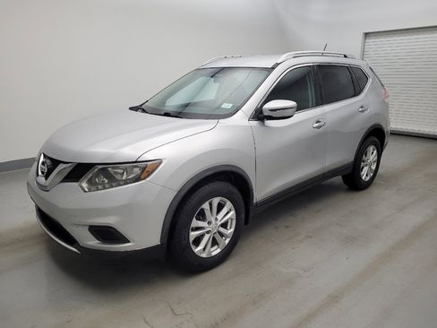 Used 2016 Nissan Rogue SV FWD image 2