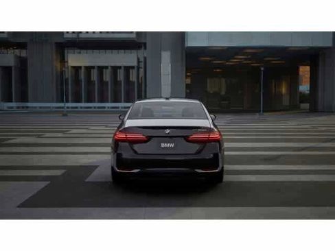 New 2026 BMW 530i RWD image 5