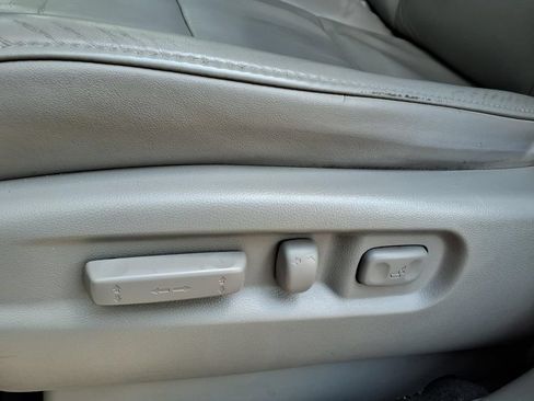 Used 2011 Honda Pilot EX-L image 15