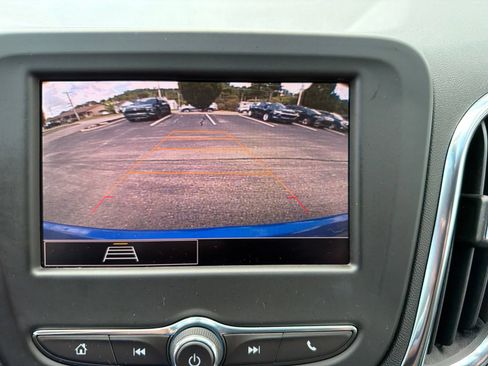 Used 2024 Chevrolet Equinox LS w/ LS Convenience Package FWD image 20
