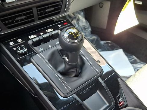 New 2026 Porsche 911 GT3 image 15