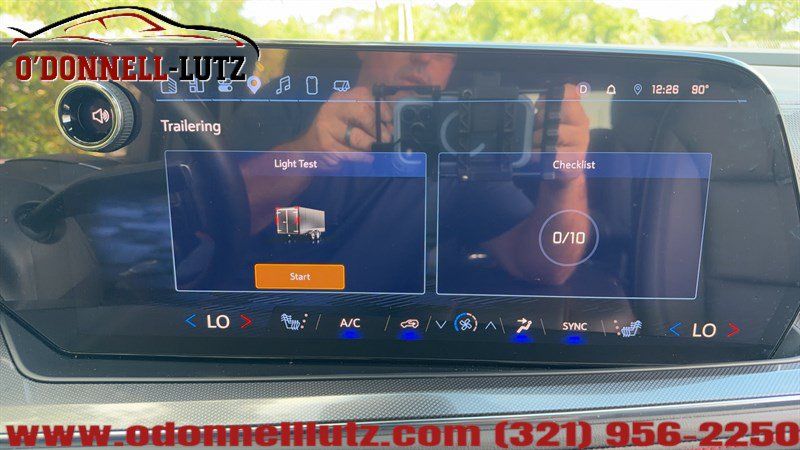 Used 2025 Chevrolet Tahoe RST w/ Comfort Package AWD/4WD image 27