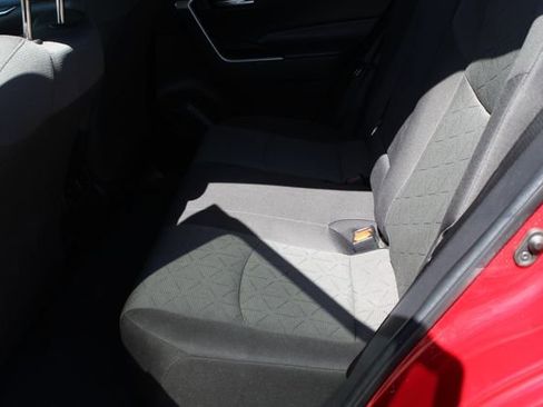 Certified 2023 Toyota RAV4 XLE FWD image 21