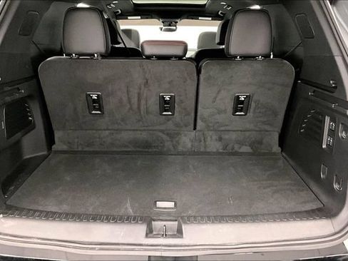 Used 2026 Chevrolet Traverse RS AWD/4WD image 42