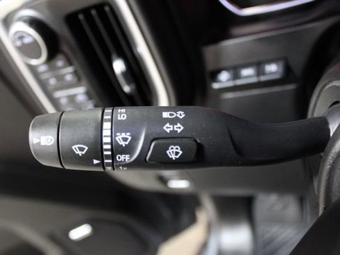 Certified 2022 Chevrolet Silverado 1500 LTZ w/ Technology Package image 40