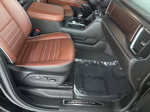 Used 2024 GMC Sierra 1500 Denali Ultimate image 38