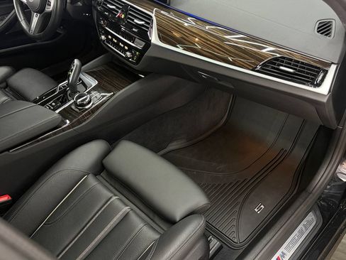 Used 2023 BMW 540i w/ Executive Package RWD image 29