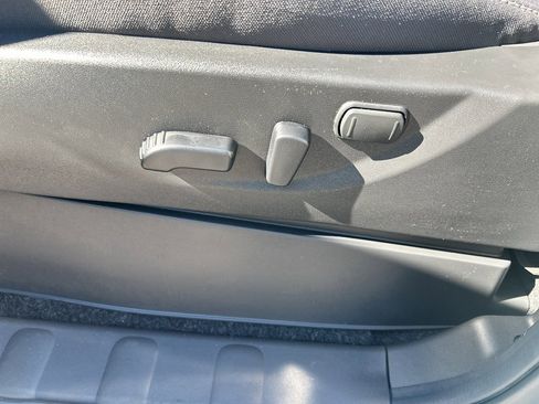 New 2026 Nissan Frontier SV image 22