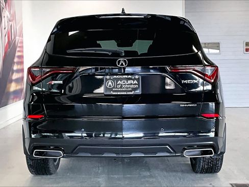Used 2023 Acura MDX A-Spec image 5