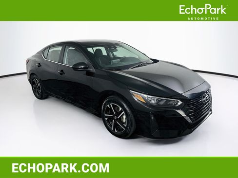 Used 2025 Nissan Sentra SV FWD image 1