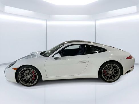 Used 2017 Porsche 911 Carrera S w/ Sport Package RWD image 2