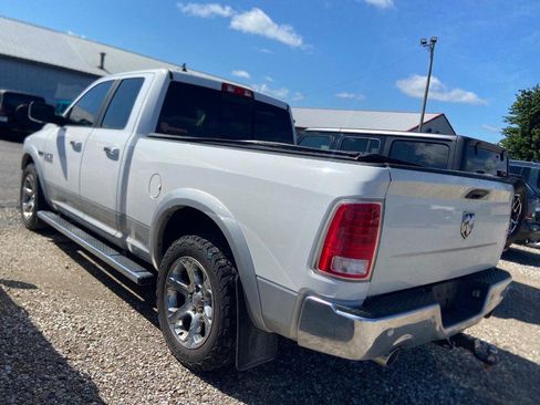 Used 2018 RAM 1500 Laramie w/ Convenience Group AWD/4WD image 4
