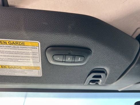 Used 2023 Jeep Gladiator Overland image 22